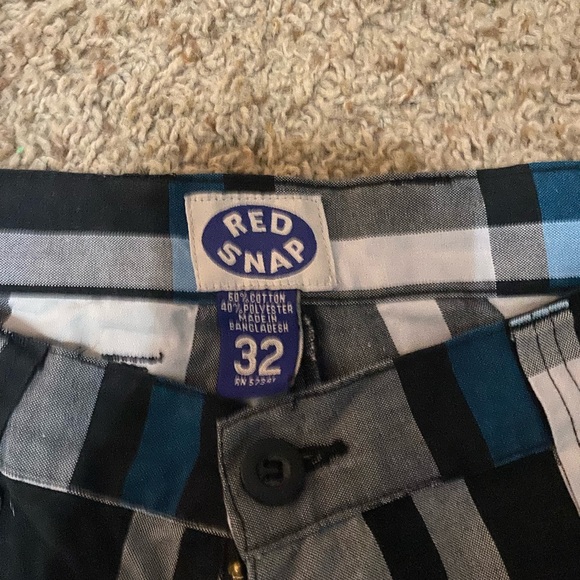 Men’s Plaid shorts - Picture 1 of 3